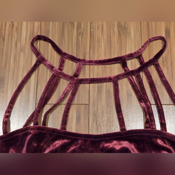 NWOT Venus Elegant Velvet Burgundy Cami Top - Picture 4 of 7